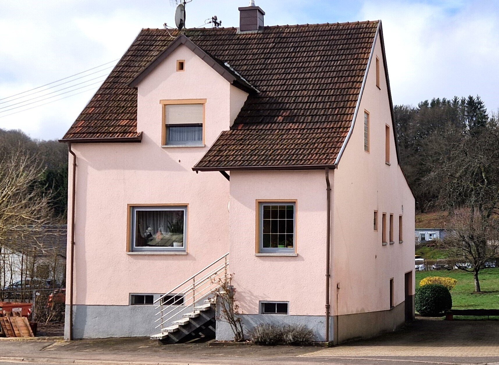 Einfamilienhaus zum Kauf 169.500 € 7 Zimmer 134 m²<br/>Wohnfläche 897 m²<br/>Grundstück ab sofort<br/>Verfügbarkeit Fürth Ottweiler 66564