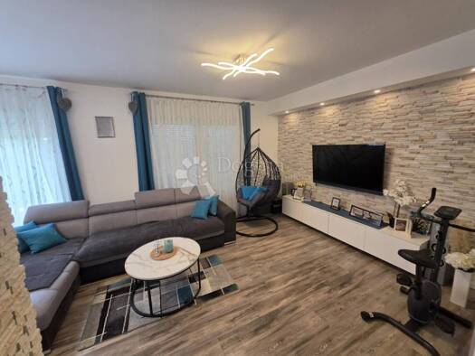 Haus zum Kauf 223.900 € 3 Zimmer 130 m² Bregi Radobojski, Radoboj Radoboj