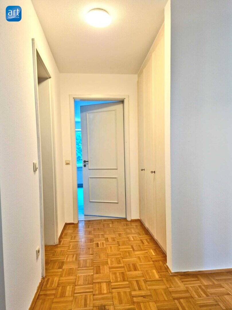 Immobilie in Laufen - Traumhafte 72m² Wohnung in Laufen: 2 Balkone, 2 Keller & Tiefgarage warten auf Sie! - Bild 4