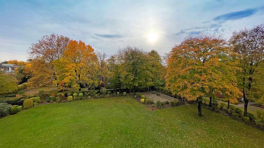 Immobilie in Großhansdorf - 3-4 Zimmer-Wohnung Endetage - Bild 2