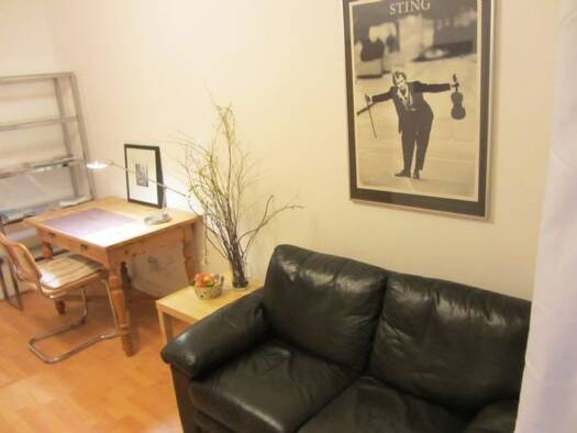 Studio zur Miete 800 € 2 Zimmer 40 m² Geschoss -1/4 frei ab 01.04.2026 Geschwister-Scholl-Straße 35 Stadtmitte Neu-Ulm 89231