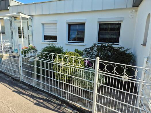 Reihenhaus zum Kauf provisionsfrei 250.000 € 3 Zimmer 80 m² 289 m² Grundstück frei ab 01.10.2026 Feuchtwangen Feuchtwangen 91555