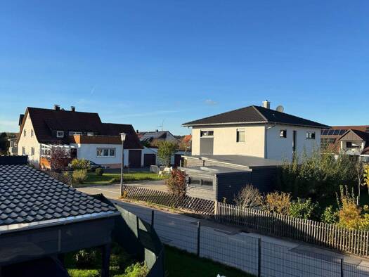 Wohnung zur Miete 780 € 3 Zimmer 70 m² 1. Geschoss Ansbacher Str. 9 Burgoberbach 91595
