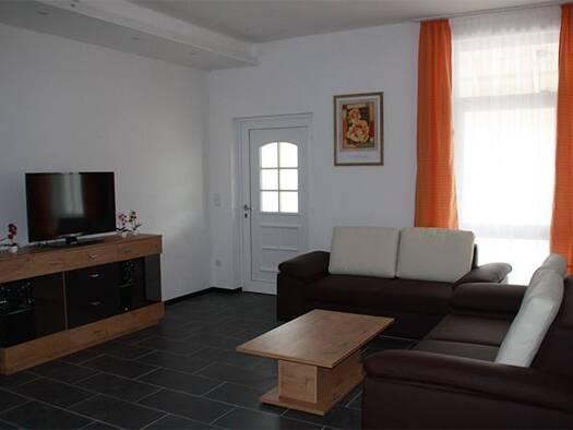Wohnung zur Miete 2.100 € 3 Zimmer 80 m² EG Moorenweis Moorenweis 82272