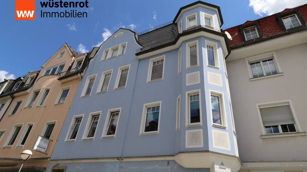 Stadthaus zum Kauf 279.000 € 8 Zimmer 318 m² 200 m² Grundstück Selb 95100