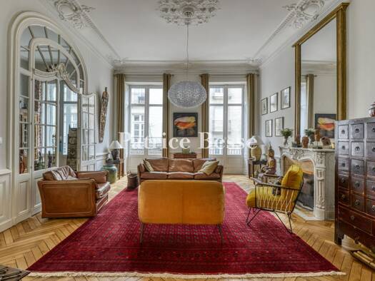 Wohnung zum Kauf 630.000 € 5 Zimmer 168 m² Decré-Cathédrale Nantes 44000