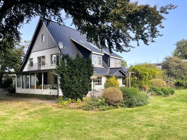 Einfamilienhaus zum Kauf 479.999 € 9,5 Zimmer 268,5 m² 2.002 m² Grundstück Kellinghusen 25548