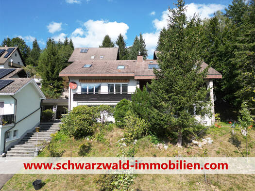 Haus zum Kauf 495.000 € 10 Zimmer 310 m² 763 m² Grundstück Lenzkirch 79853