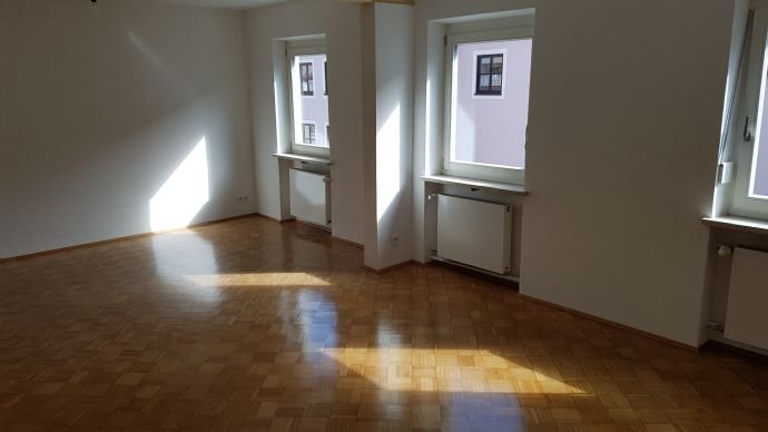 Wohnung zur Miete 1.381,76 € 4 Zimmer 127 m²<br/>Wohnfläche 1.<br/>Geschoss ab sofort<br/>Verfügbarkeit Memmingen Memmingen 87700