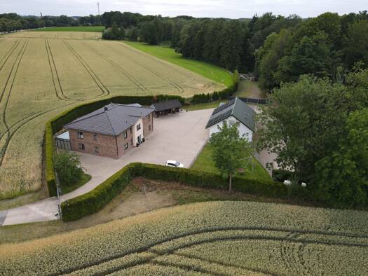 Mehrfamilienhaus zum Kauf provisionsfrei 950.000 € 9 Zimmer 347 m² 7.049 m² Grundstück Haaren Ostercappeln 49179