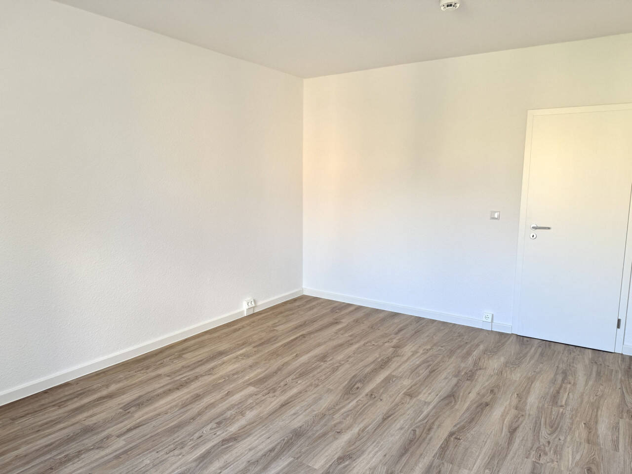 Wohnung zur Miete – další