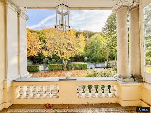 Villa zum Kauf 1.950.000 € 14 Zimmer 393,7 m² 2.091 m² Grundstück Weidling 3400