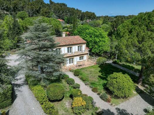 Einfamilienhaus zum Kauf 1.450.000 € 10 Zimmer 284,7 m² 3.645 m² Grundstück Pont de l'Arc Aix-en-Provence 13100