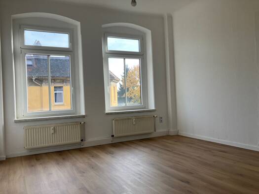Wohnung zur Miete 300 € 2 Zimmer 54 m² 2. Geschoss frei ab sofort Edmund-Kretschmer-Straße 3 Zittau 02763