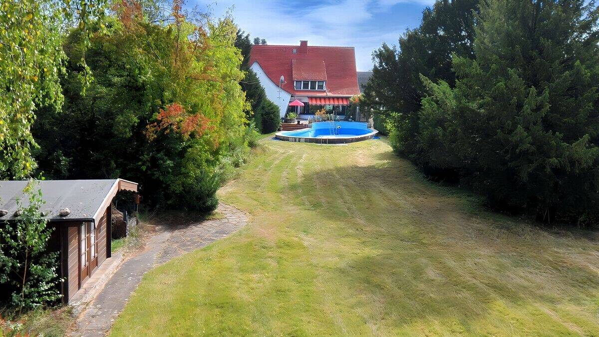 Immobilie in Moers - Einzigartige Liegenschaft in Moers-Vennikel: Wo Charme auf Großzügigkeit trifft! - Bild 1