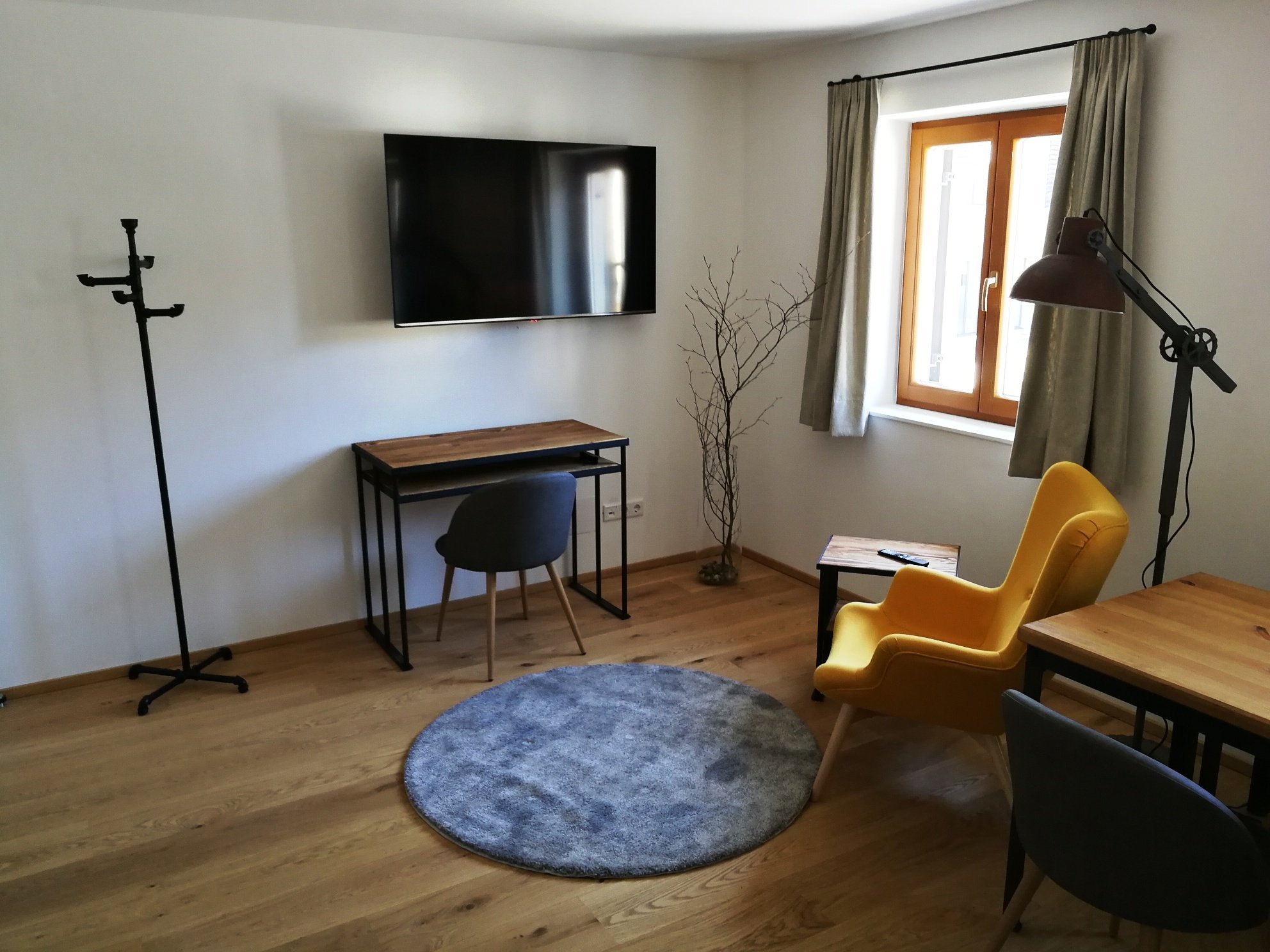 Wohnung zur Miete Wohnen auf Zeit 1.778 € 1 Zimmer 42 m²<br/>Wohnfläche 31.05.2025<br/>Verfügbarkeit Salzburg 5082