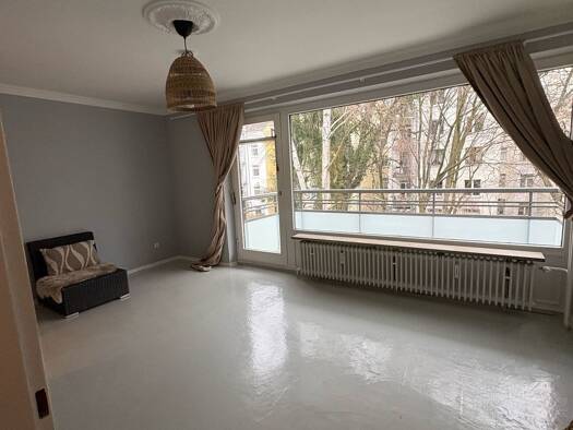 Studio zur Miete 1.000 € 1 Zimmer 30 m² Geschoss 2/3 frei ab sofort Winterhude Hamburg 22303