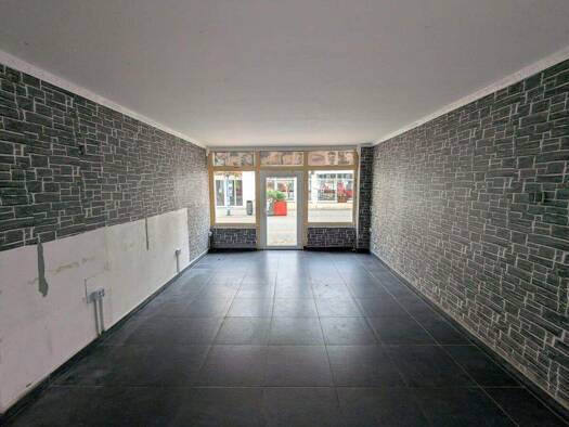 Ladenfläche zur Miete 500 € 40,9 m² Verkaufsfläche Burg Burg 39288