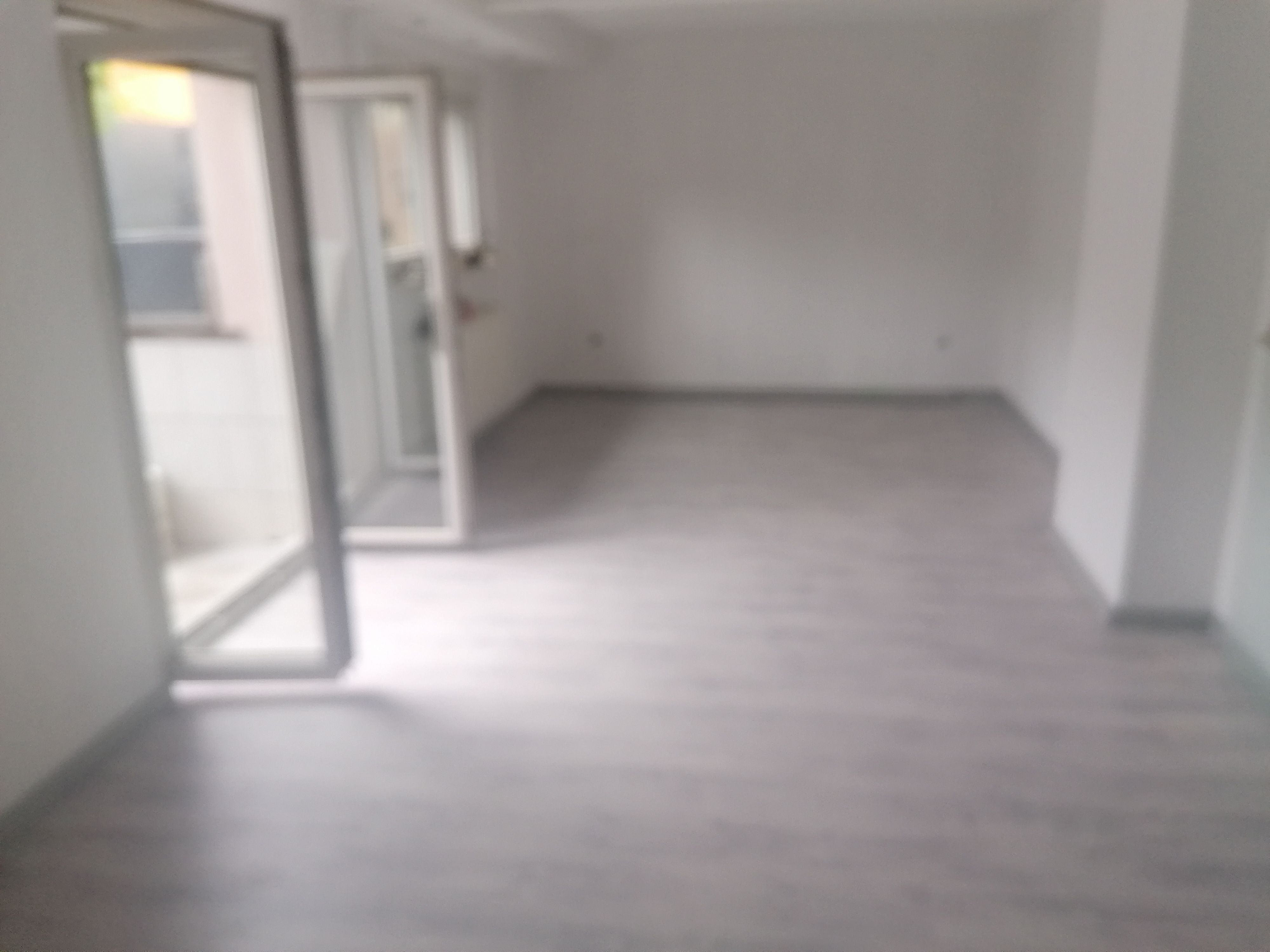 Terrassenwohnung zur Miete 850 € 2 Zimmer 66 m²<br/>Wohnfläche UG<br/>Geschoss ab sofort<br/>Verfügbarkeit August-Schanz-Str. 76 Preungesheim Frankfurt am Main 60435