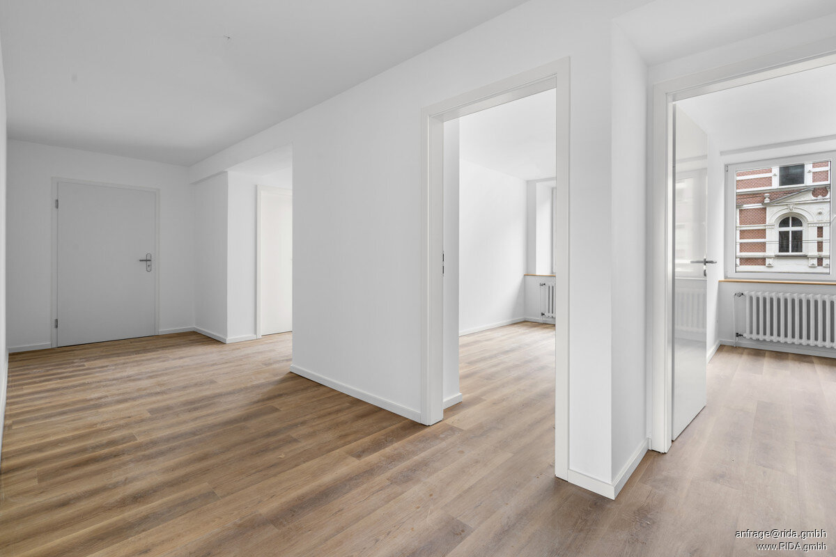 Wohnung zur Miete 1.990 € 4 Zimmer 99 m²<br/>Wohnfläche 2.<br/>Geschoss Unterbilk Düsseldorf-Bilk 40219