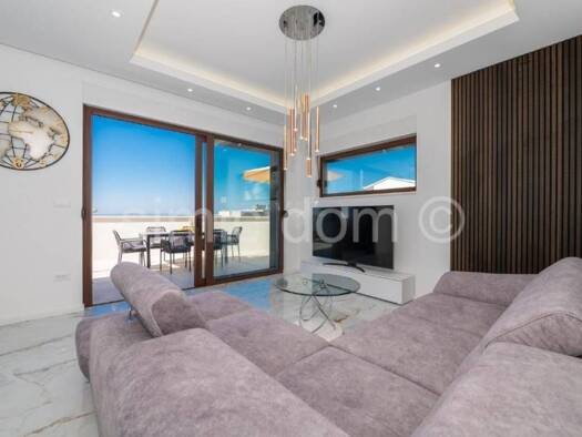 Haus zum Kauf 1.000.000 € 6 Zimmer 127 m² Makarska