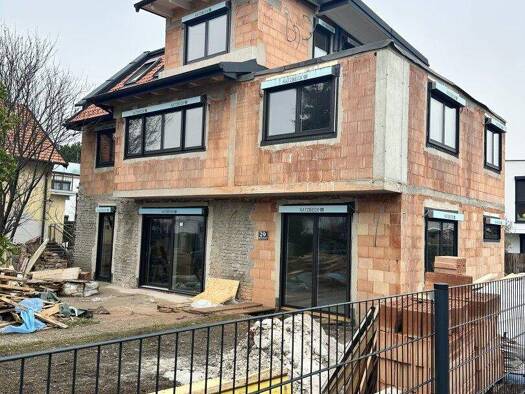 Maisonette zur Miete - Erstbezug 2.795 € 6 Zimmer 137,4 m² frei ab 01.03.2026 Wien 1210