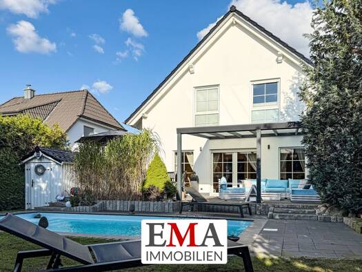 Einfamilienhaus zum Kauf 887.000 € 6 Zimmer 121 m² 450 m² Grundstück Kladow Berlin 14089