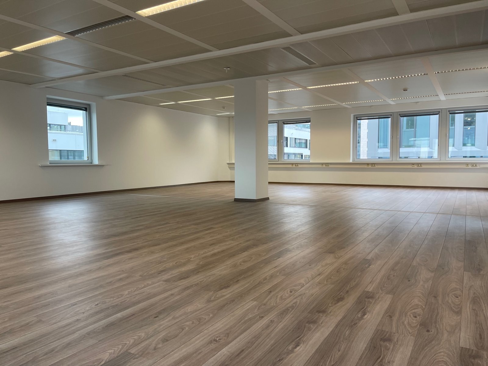 Bürofläche zur Miete provisionsfrei 10,90 € 229 m²<br/>Bürofläche ab 80 m²<br/>Teilbarkeit Rahmannstraße 11 Eschborn Eschborn 65760