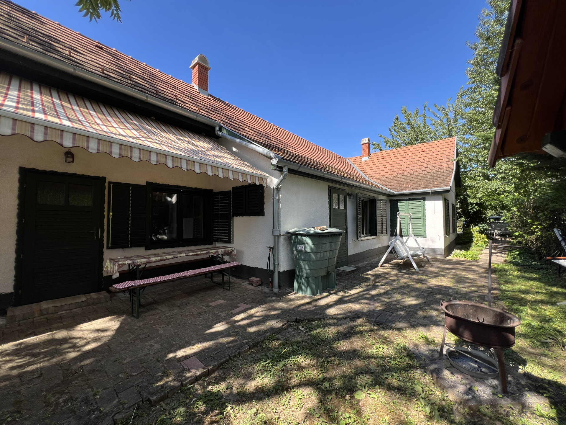 Einfamilienhaus zum Kauf provisionsfrei 191.000 € 5 Zimmer 125 m²<br/>Wohnfläche 424 m²<br/>Grundstück Balatonszárszó