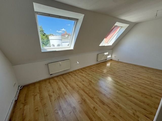 Maisonette zur Miete 766,50 € 2 Zimmer 73 m²<br/>Wohnfläche 3.<br/>Geschoss ab sofort<br/>Verfügbarkeit Hausbruch Hamburg 21073