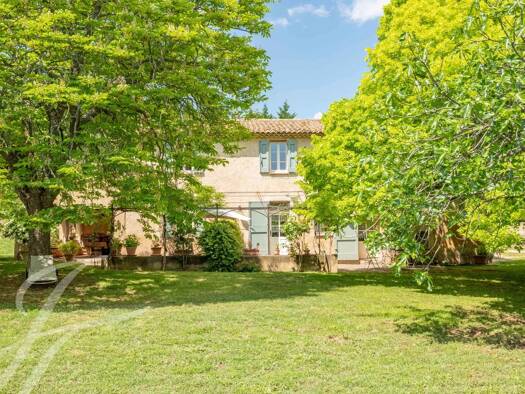 Einfamilienhaus zum Kauf provisionsfrei 1.370.000 € 6 Zimmer 200 m² 4.935 m² Grundstück La Tour-d'Aigues 84240