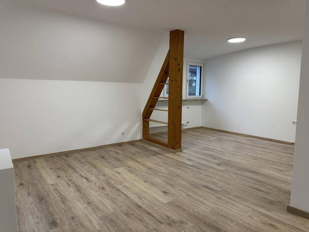 Wohnung zur Miete 985 € 3 Zimmer 94 m² 1. Geschoss Badstr. 131 Egloffstein 91349