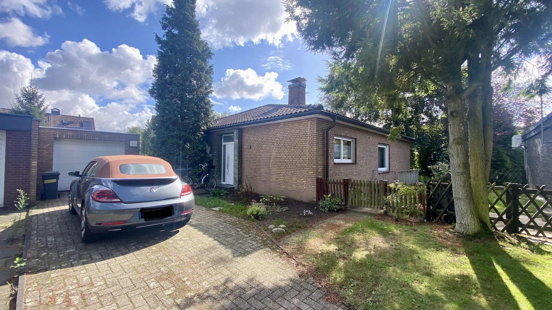 Bungalow zum Kauf provisionsfrei 399.000 € 6 Zimmer 174 m²<br/>Wohnfläche 515 m²<br/>Grundstück Hochheide Duisburg 47198