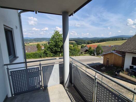 Wohnung zur Miete 410 € 1 Zimmer 47 m² Geschoss 1/2 frei ab sofort Zandt 93499