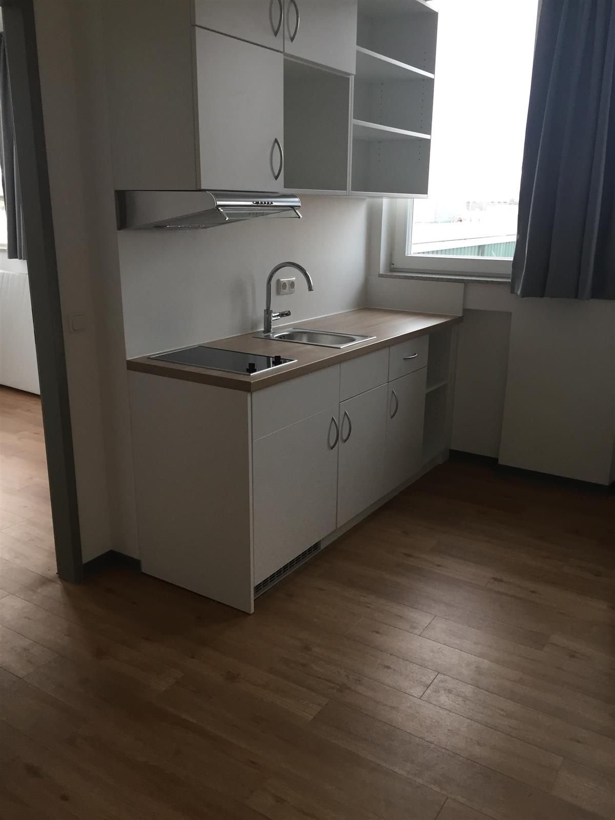 Wohnung zur Miete 903 € 2 Zimmer 40 m²<br/>Wohnfläche 4.<br/>Geschoss Hannoversche Str. 88 Harburg Hamburg 21079