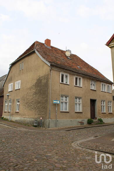 Stadthaus zum Kauf 50.000 € 9 Zimmer 228 m² 320 m² Grundstück Gnoien Gnoien 17179