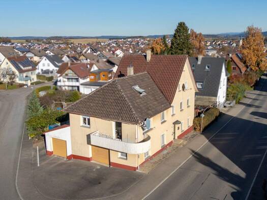Einfamilienhaus zum Kauf 330.000 € 9 Zimmer 227 m² 504 m² Grundstück Villingendorf 78667