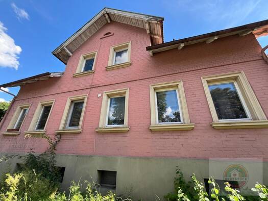 Mehrfamilienhaus zum Kauf 250.000 € 157,5 m² 1.410 m² Grundstück Kulmbach 95326
