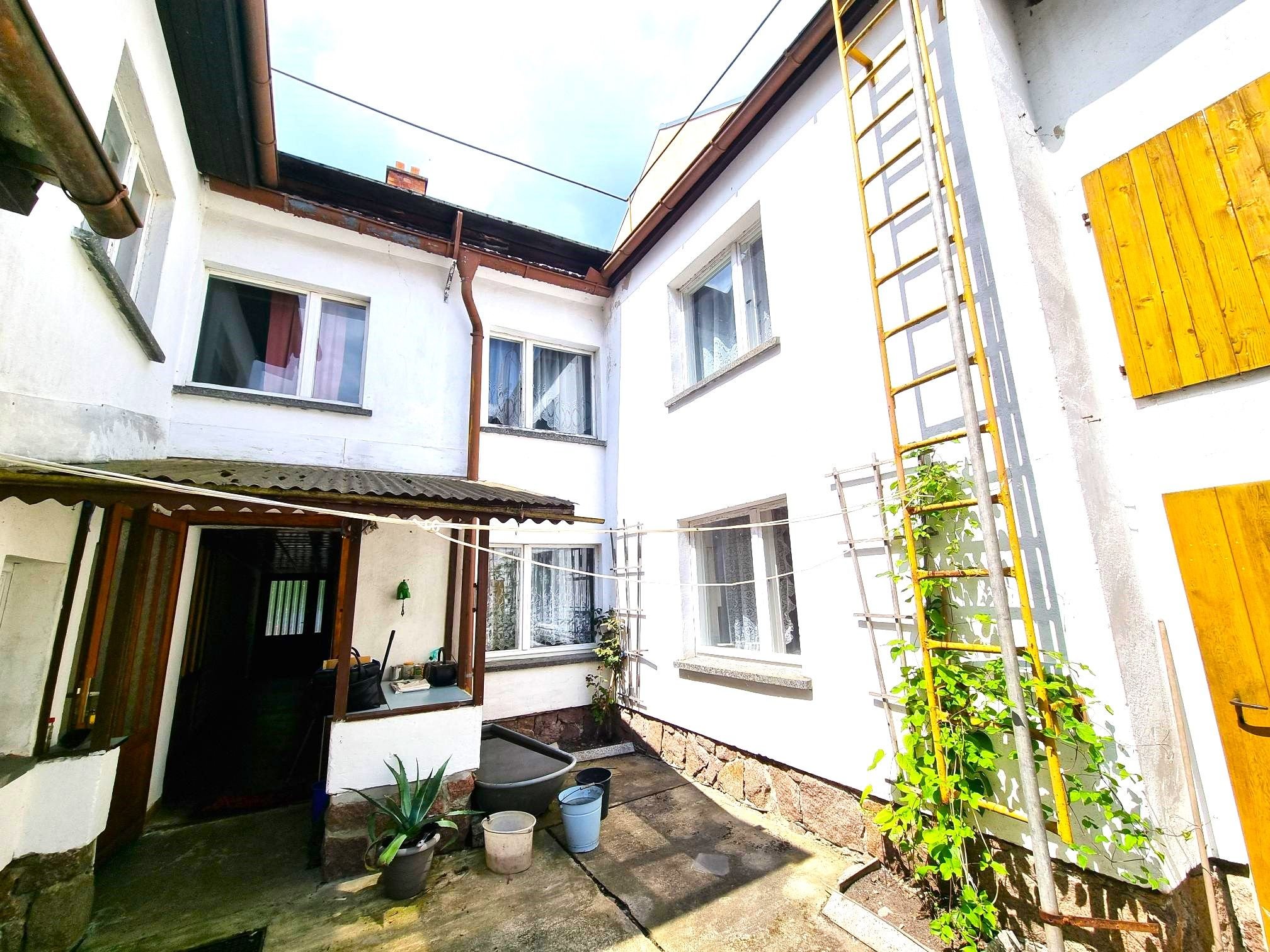 Reihenmittelhaus zum Kauf 87.000 € 5 Zimmer 125,4 m²<br/>Wohnfläche 534 m²<br/>Grundstück ab sofort<br/>Verfügbarkeit Doberlug-Kirchhain Doberlug-Kirchhain 03253