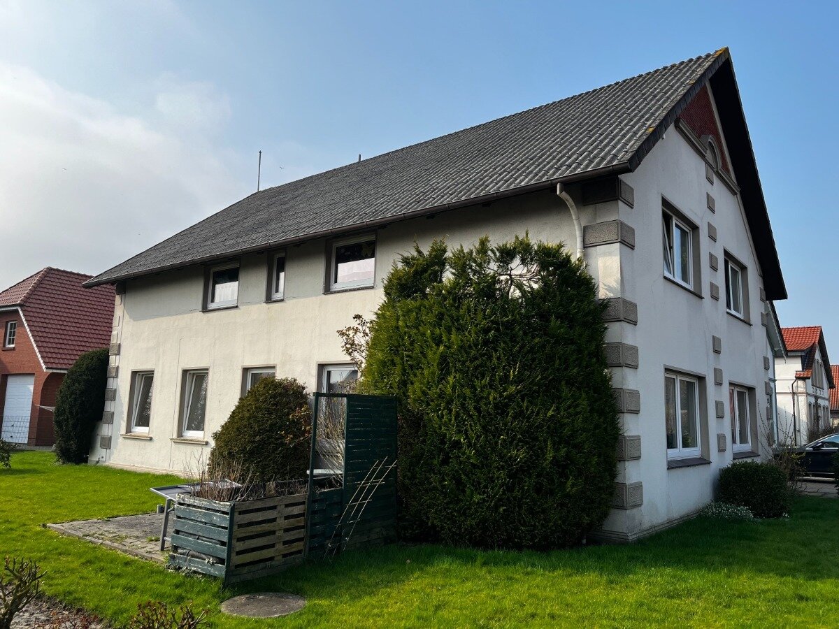 Mehrfamilienhaus zum Kauf 295.000 € 10 Zimmer 280 m²<br/>Wohnfläche 600 m²<br/>Grundstück Burhave Butjardingen 26969