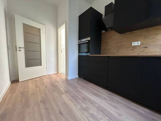 Wohnung zur Miete 325 € 2 Zimmer 53,9 m² 1. Geschoss frei ab sofort Jagdschänkenstraße 48 Reichenbrand Reichenbrand 09117