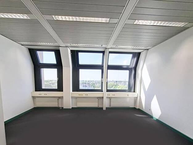 Bürofläche zur Miete 8,50 € 128 m² Bürofläche Blumenberger Straße 143 Stadtmitte Mönchengladbach 41061