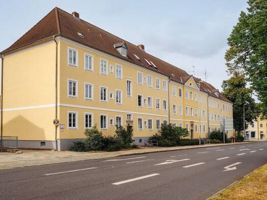 Wohnung zur Miete 555 € 3 Zimmer 80,3 m² EG frei ab 01.10.2025 Friedrich-Ebert-Str. 7 Innenstadt Wolfsburg 38440