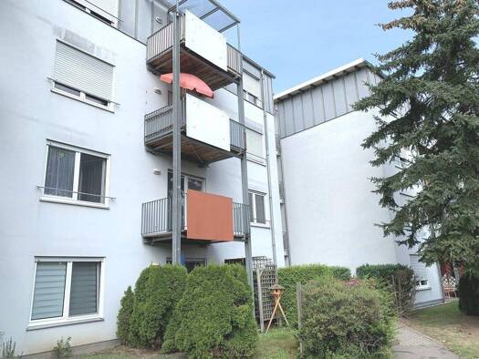 Wohnung zum Kauf 49.900 € 3 Zimmer 66,4 m² Hartha 04746