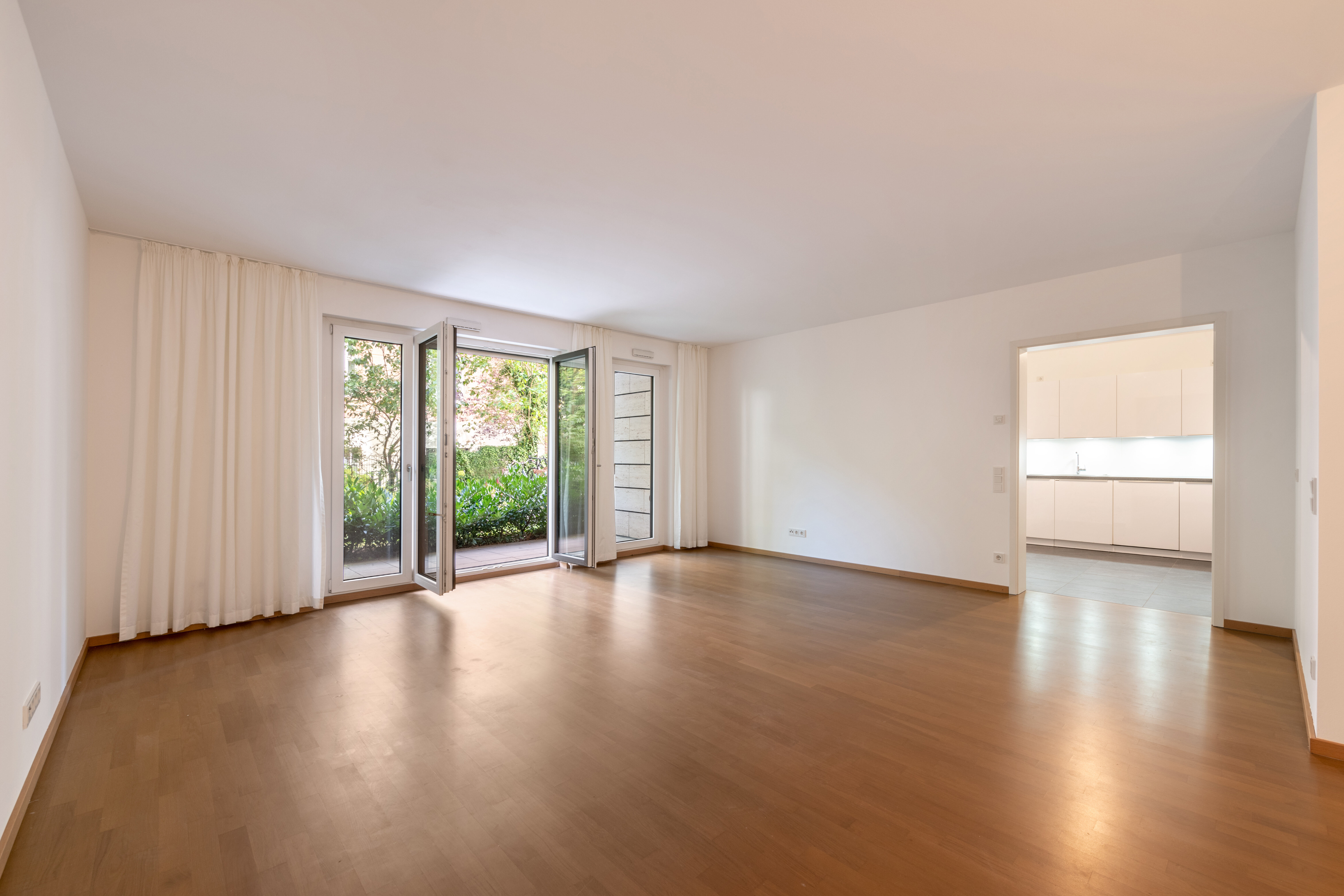 Wohnung zum Kauf 1.100.000 € 2 Zimmer 84 m²<br/>Wohnfläche EG<br/>Geschoss St. Vinzenz München 80636