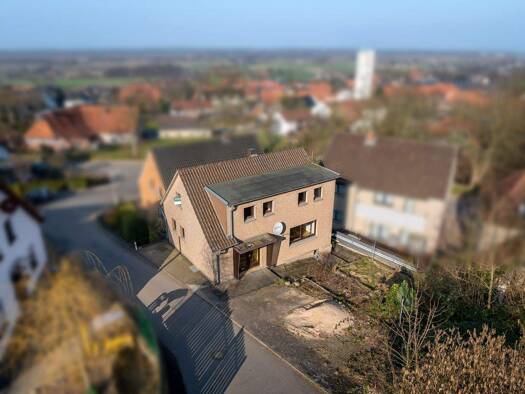 Einfamilienhaus zum Kauf 100.000 € 4 Zimmer 97 m² 251 m² Grundstück Nettelstedt Lübbecke 32312