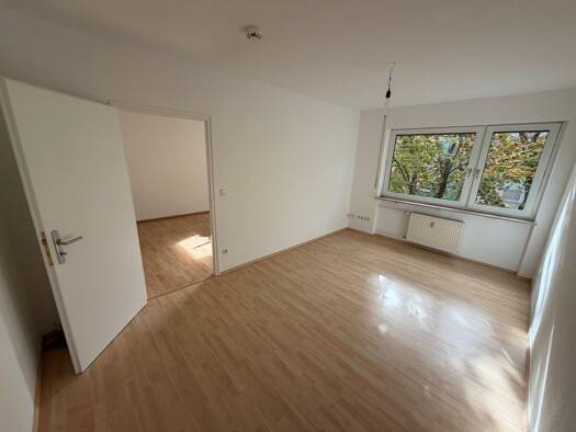 Wohnung zur Miete 680 € 2 Zimmer 49,6 m² Geschoss 2/5 frei ab sofort St Peter Nürnberg 90478