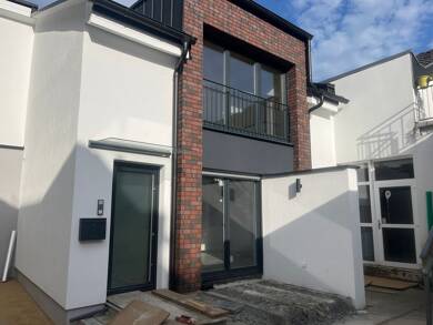 Wohnung zur Miete 2.250 € 3 Zimmer 90 m² Geschoss 1/1 Gummersbergstraße 18 Eckenheim Frankfurt am Main 60435