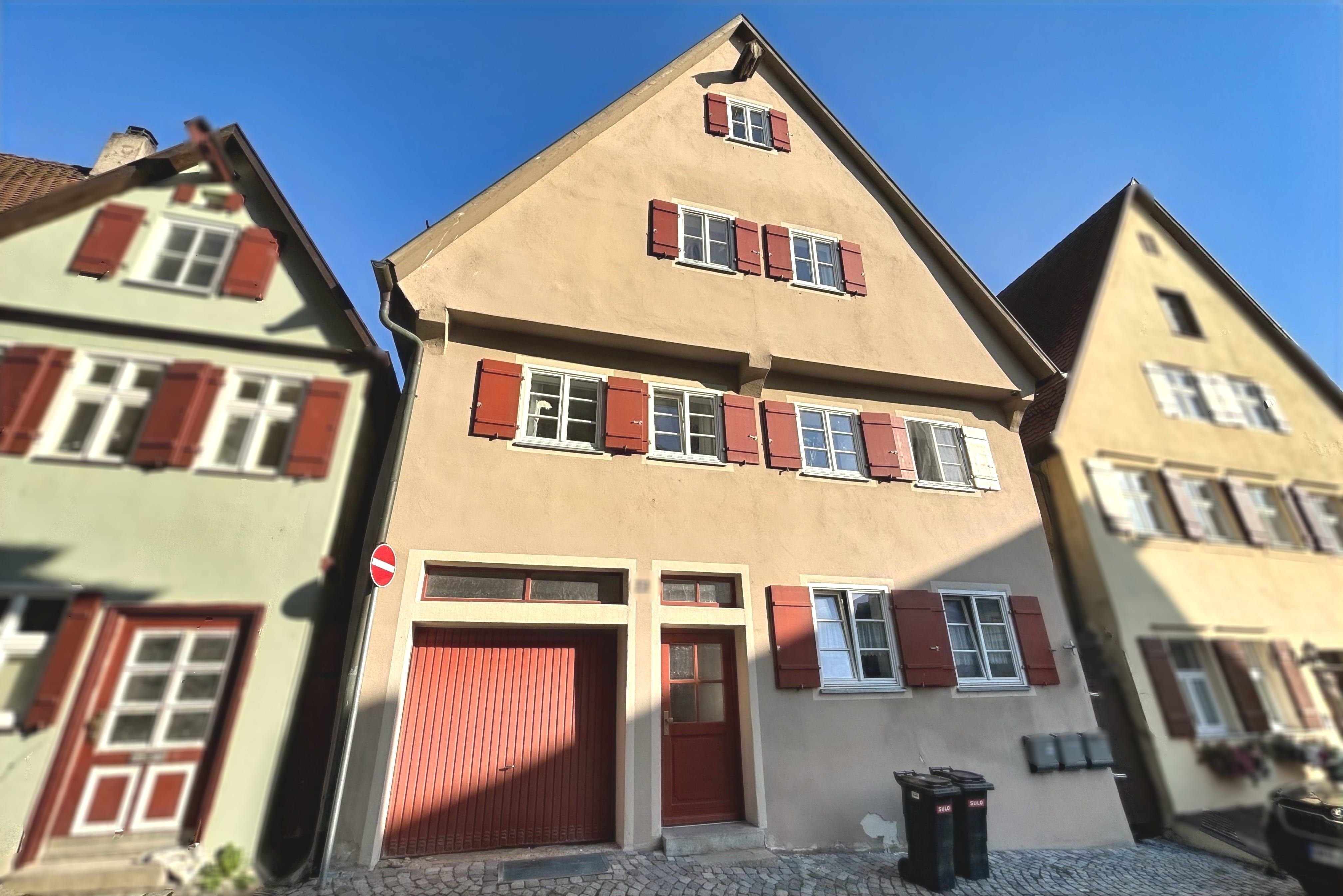 Mehrfamilienhaus zum Kauf 750.000 € 11 Zimmer 260 m²<br/>Wohnfläche 240 m²<br/>Grundstück Dinkelsbühl Dinkelsbühl 91550