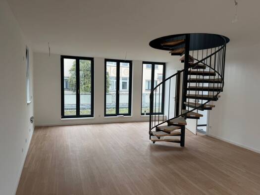 Maisonette zur Miete 1.360 € 1 Zimmer 68 m² Geschoss 1/2 frei ab sofort Heddernheim Nord-West 60439